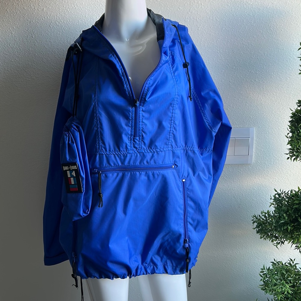 AGAINST THE ELEMENTS HOODED WINDBREAKER JACKET SIZE S